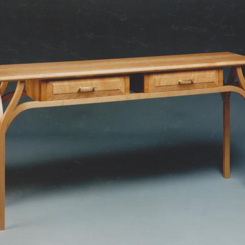 Crescendo Hall Table