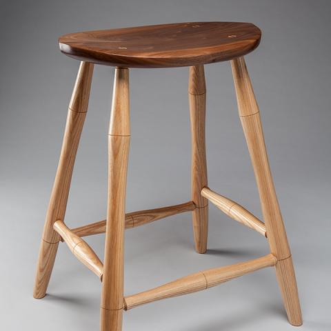 Peapod stool
