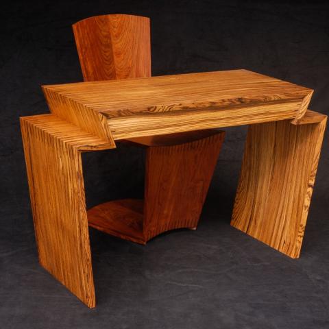 Zig Zag Desk