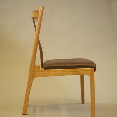 Reverse Chair