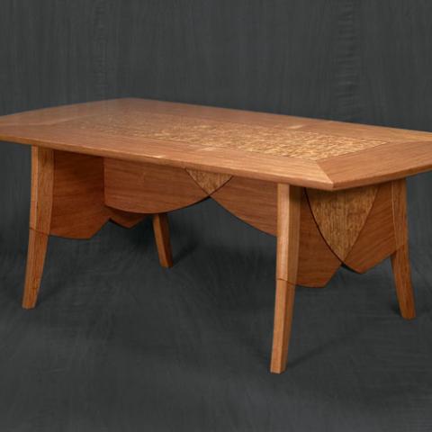 Rich Passage Dining Table